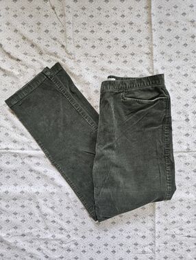 Jones Sport Vintage Corduroy Pants